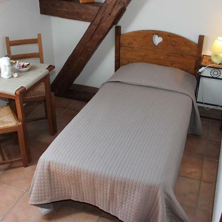 Saint-Michel-les-Portes Auberge Du Goutarou מראה חיצוני תמונה